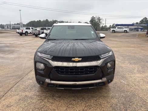 Used 2023 Chevrolet TrailBlazer ACTIV image 3