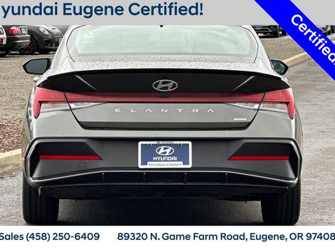 Used 2025 Hyundai Elantra SEL FWD image 5