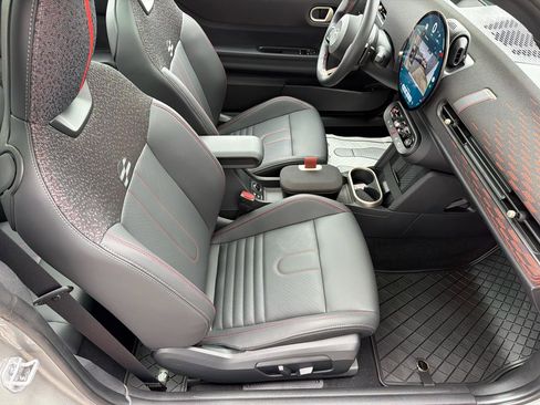 Used 2025 MINI Cooper S image 12