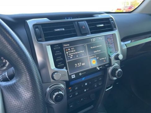 Used 2023 Toyota 4Runner Limited AWD/4WD image 25