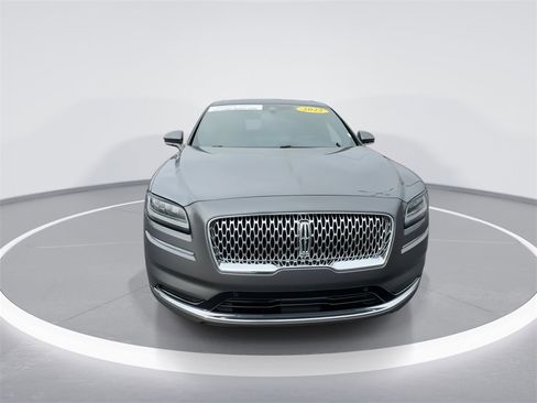 Used 2022 Lincoln Nautilus Reserve w/ Equipment Group 201A image 3