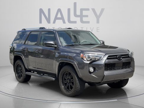 Used 2020 Toyota 4Runner SR5 RWD image 5