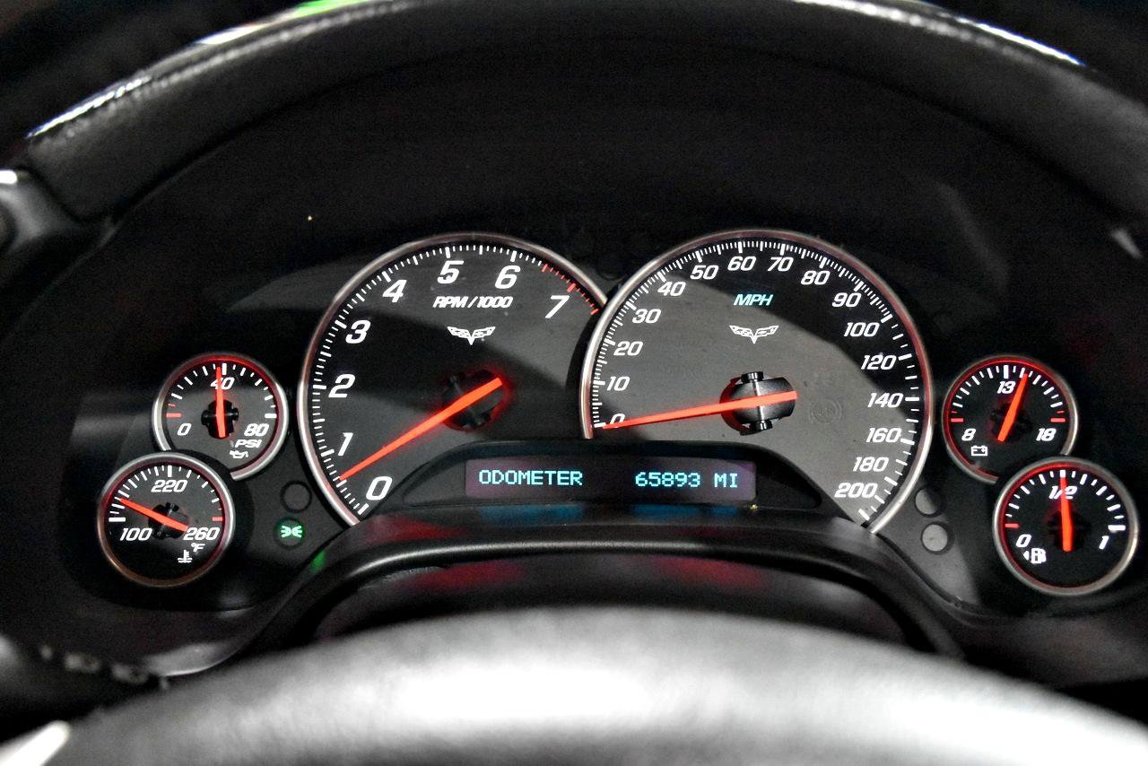 Used 2009 Chevrolet Corvette Convertible w/ Preferred Equipment Group RWD image 23