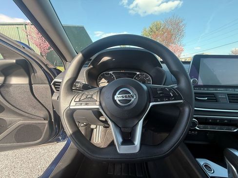 Used 2020 Nissan Altima 2.5 S image 18
