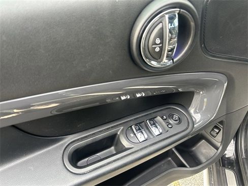 Used 2019 MINI Cooper Countryman S image 17