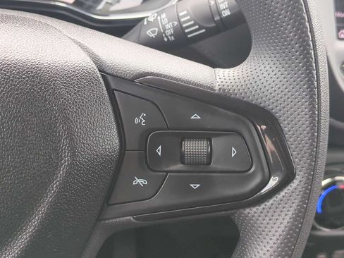 Used 2023 Chevrolet TrailBlazer LT FWD image 16