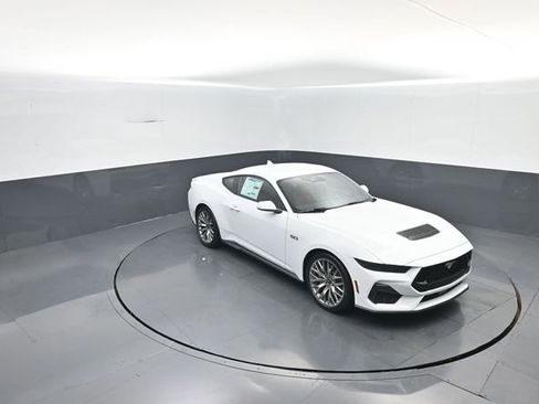 New 2026 Ford Mustang GT Premium image 18