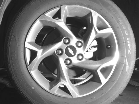 Used 2025 Chevrolet Trax LT w/ LT Convenience Package image 14