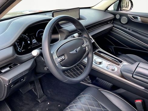 Used 2023 Genesis GV80 3.5T w/ Prestige Package image 12