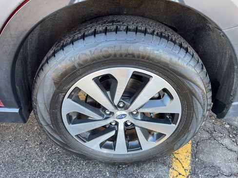 Certified 2023 Subaru Outback Premium image 9