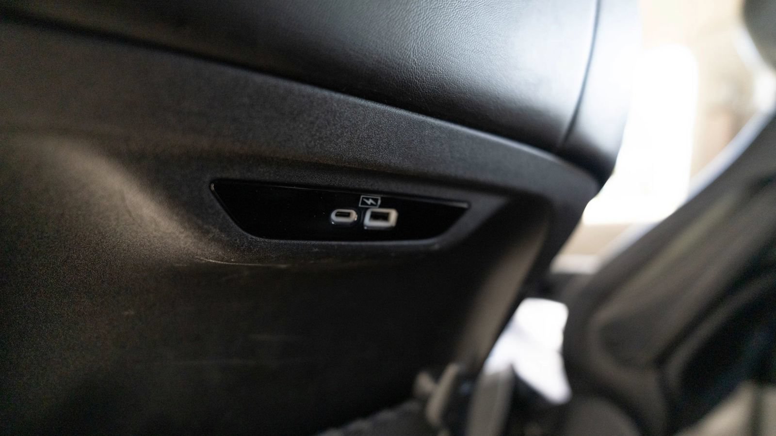 Used 2023 Chrysler Pacifica Touring-L FWD image 26
