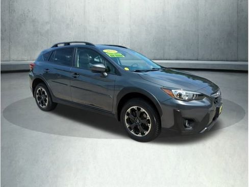 Used 2022 Subaru Crosstrek 2.0i Premium w/ Moonroof Package image 8