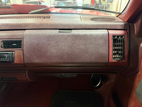 Used 1993 Chevrolet Silverado 1500 4x4 Regular Cab image 20