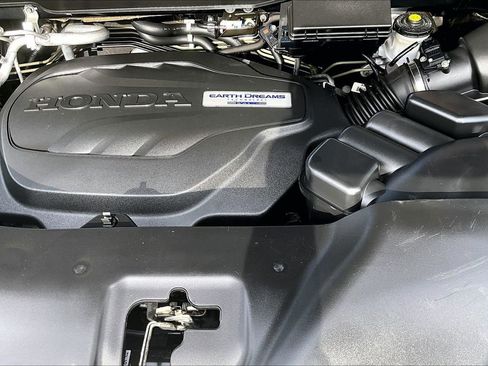 Used 2020 Honda Pilot Touring image 33