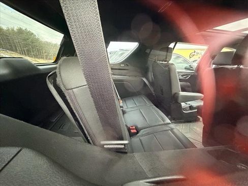 Used 2022 Chevrolet Tahoe Z71 image 16