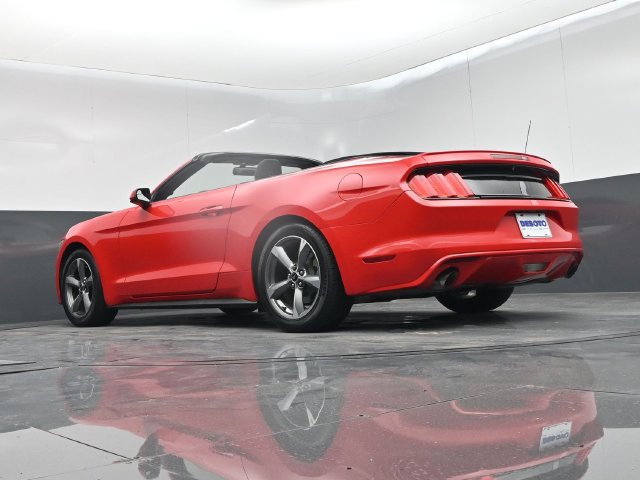 Used 2017 Ford Mustang Convertible w/ Equipment Group 051A RWD image 44