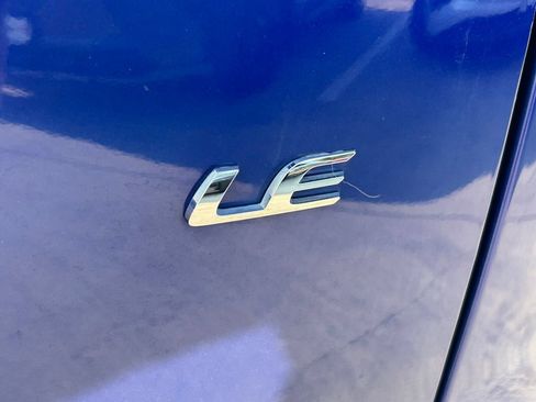 Used 2024 Toyota Corolla Cross LE FWD image 13