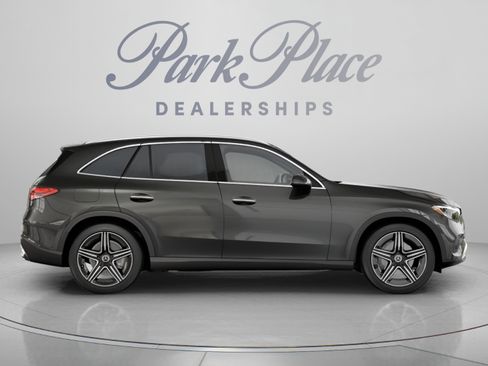 Used 2026 Mercedes-Benz GLC 300 image 28