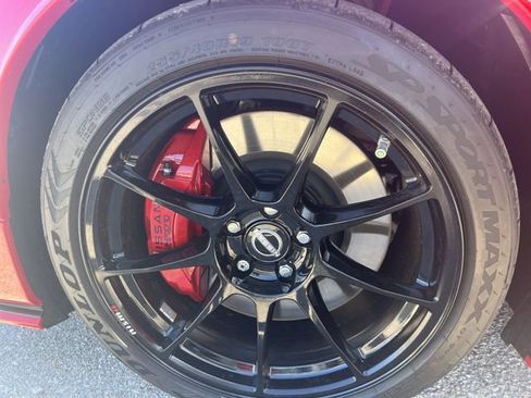 Used 2025 Nissan Z NISMO w/ Floor Mat Package image 32