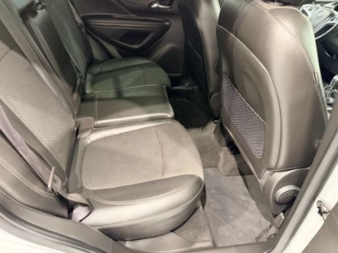 Used 2018 Buick Encore Preferred FWD image 31