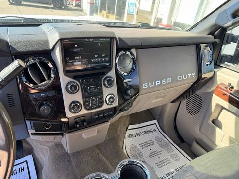 Used 2014 Ford F250 Platinum w/ FX4 Off-Road Package image 20