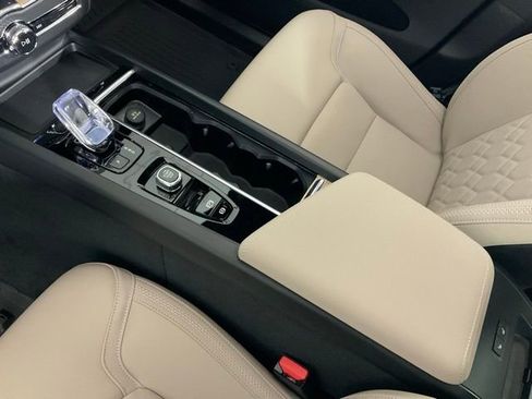 New 2026 Volvo XC60 B5 Plus w/ Climate Package AWD/4WD image 22