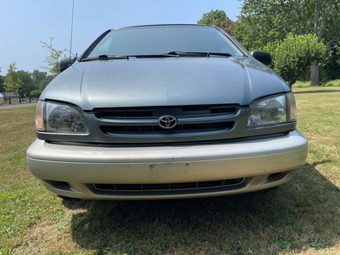Used 1999 Toyota Sienna LE image 15