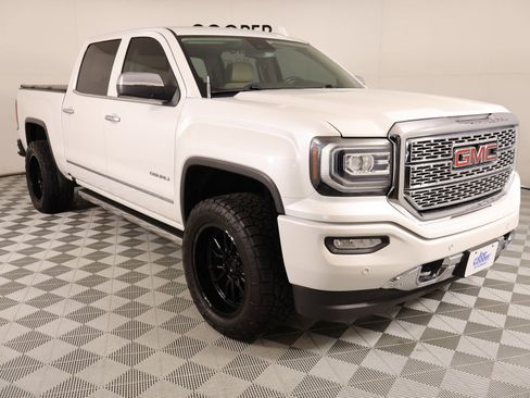 Used 2018 GMC Sierra 1500 Denali w/ Denali Ultimate Package image 1