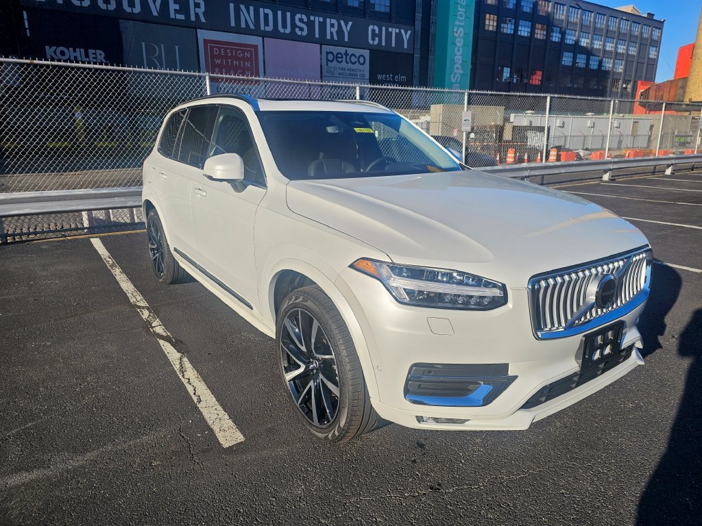 Certified 2024 Volvo XC90 B6 Ultimate w/ Protection Package Premier AWD/4WD image 27