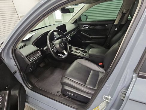 Used 2024 Honda Civic Touring image 11