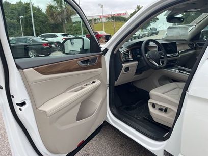 New 2026 Volkswagen Atlas SE