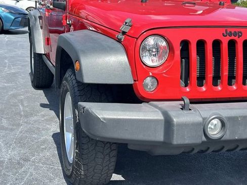 Used 2014 Jeep Wrangler Unlimited Sport w/ Quick Order Package 24S AWD/4WD image 10