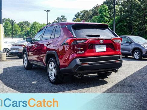 Used 2019 Toyota RAV4 XLE w/ Convenience Package image 13