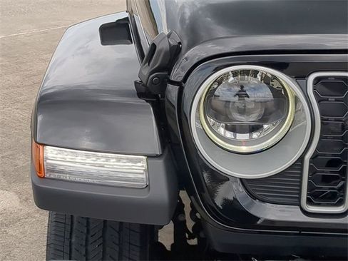 New 2025 Jeep Wrangler Sahara image 10