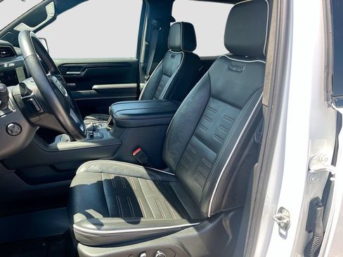 Used 2023 GMC Sierra 1500 AT4X AWD/4WD image 22