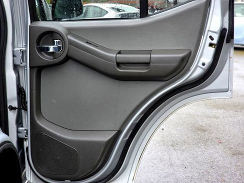 Used 2011 Nissan Xterra S w/ 4X4 Value Package image 34