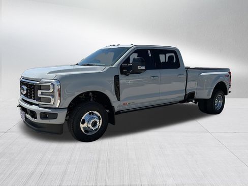 New 2026 Ford F350 Platinum AWD/4WD image 1