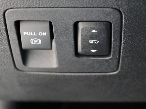 Used 2019 Ford F150 Lariat w/ Equipment Group 501A Mid image 29