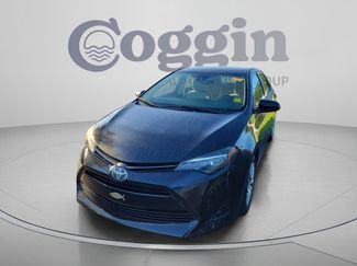 Used 2019 Toyota Corolla LE FWD video 1
