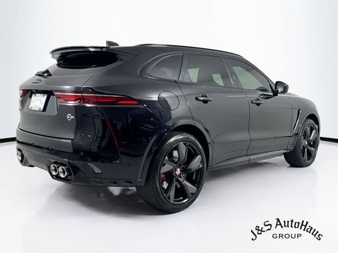 Used 2022 Jaguar F-PACE SVR AWD/4WD image 7