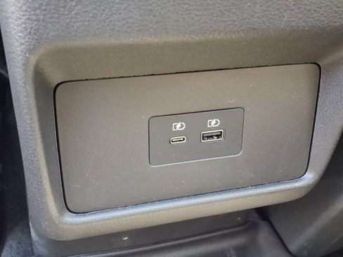 Used 2023 Nissan Rogue SL AWD/4WD image 15