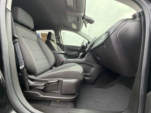 Used 2022 Chevrolet Equinox LT image 10