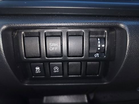 Used 2022 Subaru Forester AWD/4WD image 23