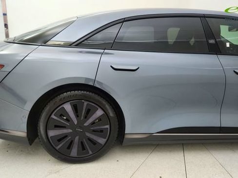 Used 2025 Lucid Air Pure RWD image 7