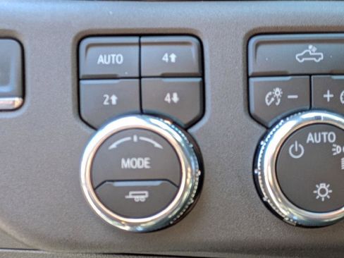 New 2026 GMC Sierra 1500 SLE w/ X31 Off-Road Package AWD/4WD image 14