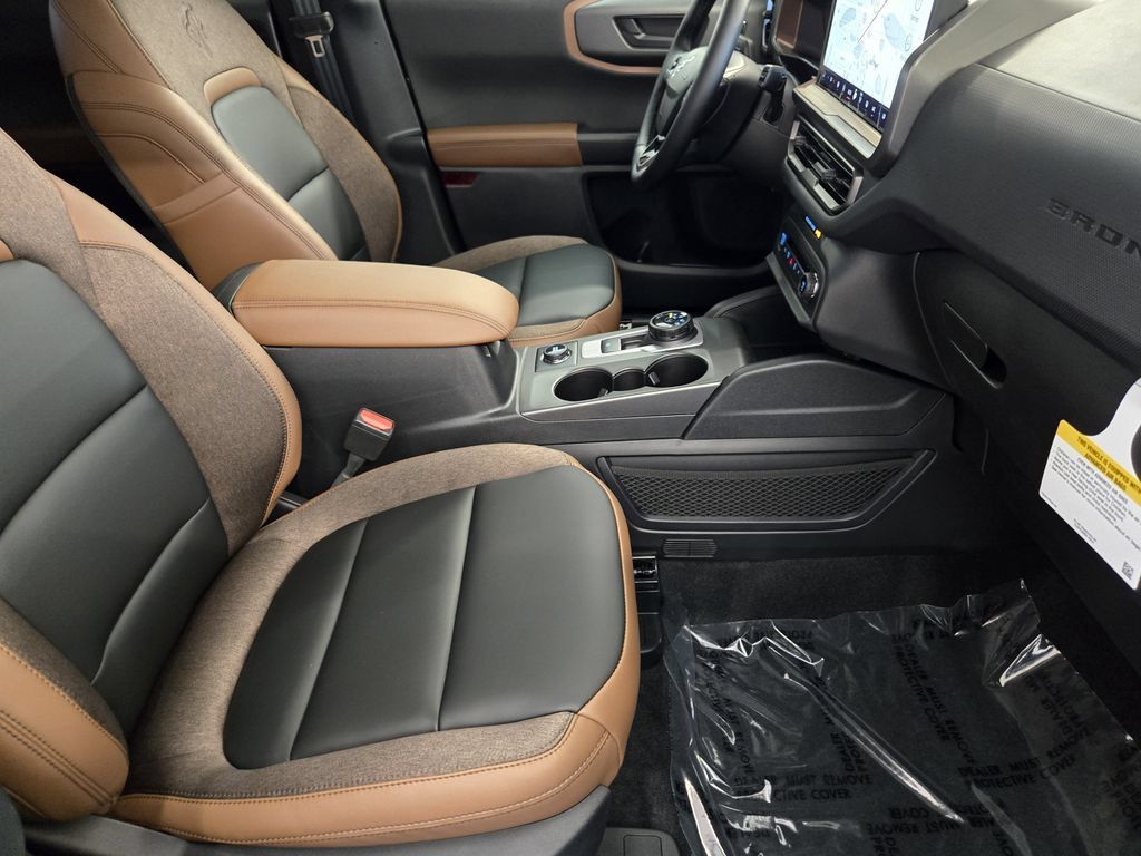 New 2026 Ford Bronco Sport Outer Banks w/ Outer Banks Tech Package+ AWD/4WD image 13