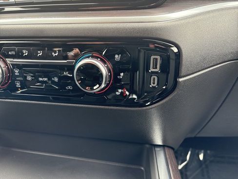 Used 2026 GMC Sierra 1500 SLT w/ SLT Premium Package image 39