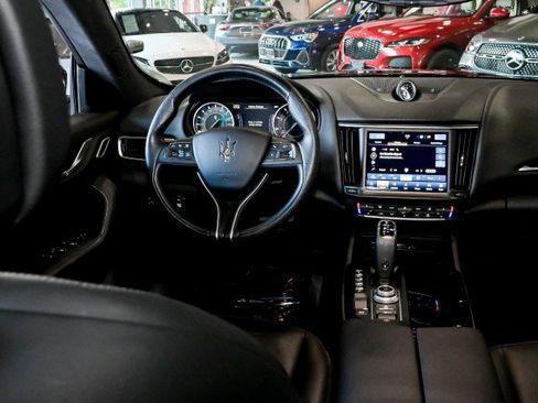 Used 2022 Maserati Levante GT image 31