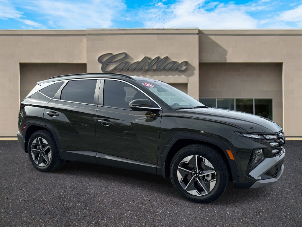 Used 2025 Hyundai Tucson SEL FWD image 1