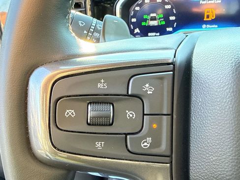 Used 2023 Chevrolet Silverado 1500 High Country w/ Technology Package image 26